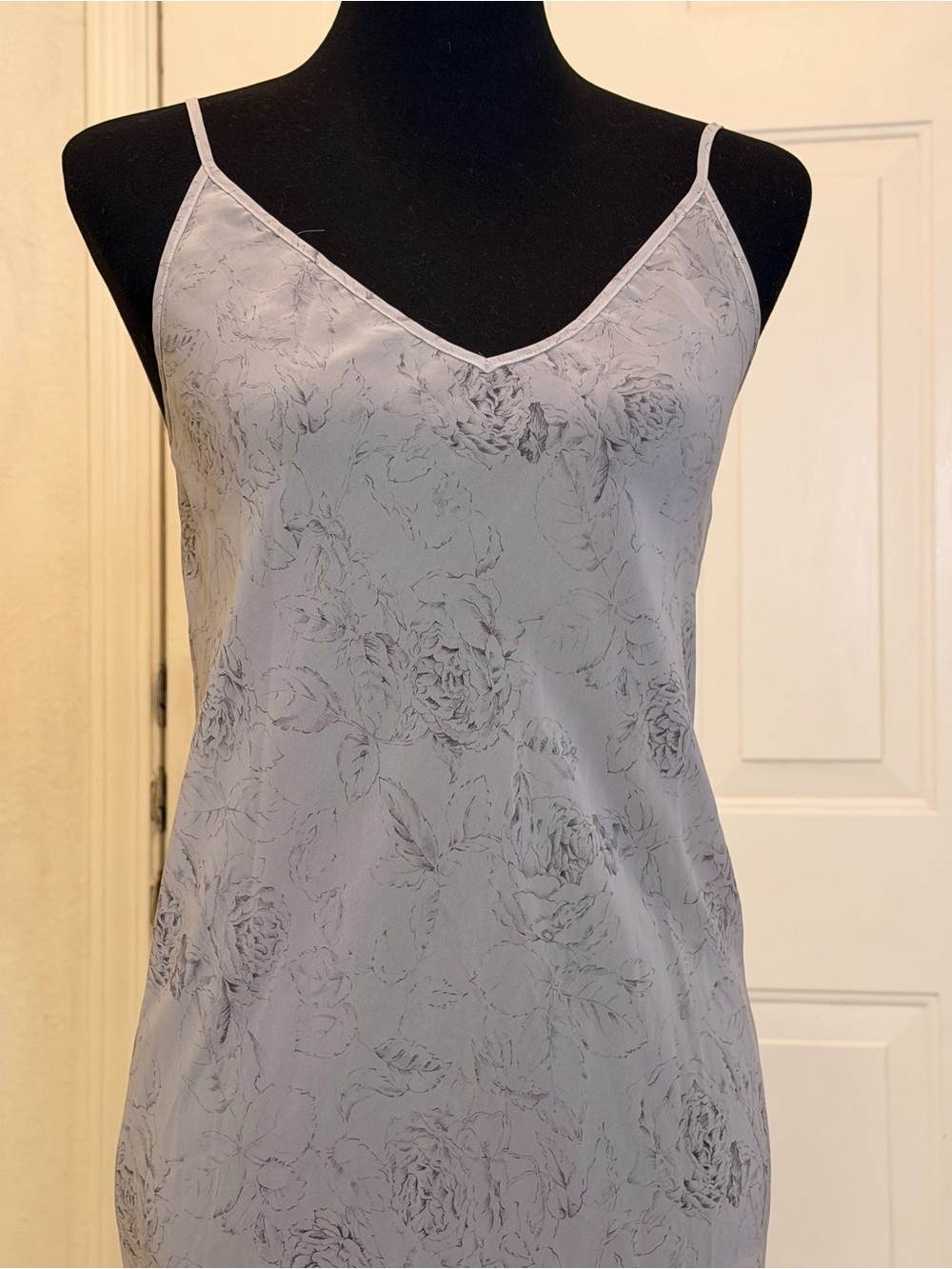 Calvin Klein Light sheer Blue/Gray floral long Chiffon slip dress/ Chemise